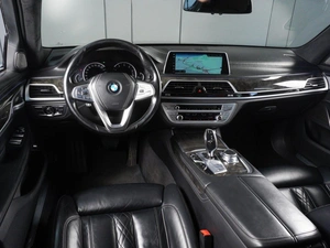 Седан BMW 7 серия 2017 года, 3749000 рублей, Красный Пахарь