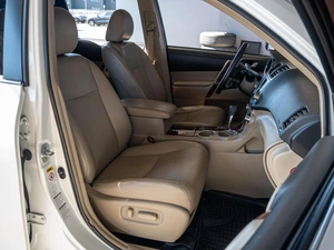 Внедорожник Toyota Highlander 2012 года, 2420000 рублей, Краснодар