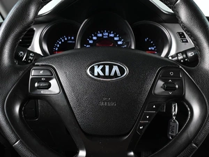 Хетчбэк Kia Ceed 2013 года, 1319000 рублей, Ростов-на-Дону