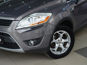 Внедорожник Ford Kuga 2012 года, 1100111 рублей, Тверь