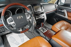 Внедорожник Toyota Land Cruiser 2014 года, 4599000 рублей, Тюмень
