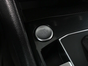 Внедорожник Volkswagen Tiguan 2018 года, 3490000 рублей, Аксай