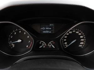 Седан Ford Focus 2012 года, 799000 рублей, Саратов