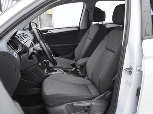 Внедорожник Volkswagen Tiguan 2019 года, 2420000 рублей, Волгоград