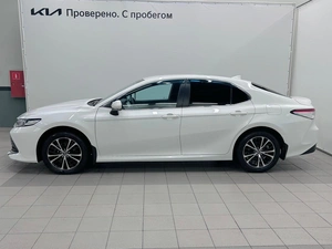 Седан Toyota Camry 2018 года, 2080000 рублей, Красноярск