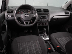 Седан Volkswagen Polo 2018 года, 1272000 рублей, Воронеж