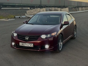 Седан Honda Accord 2008 года, 1050000 рублей, Красноярск