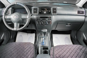 Седан Toyota Corolla 2006 года, 749000 рублей, Тюмень