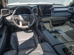 Пикап Toyota Tundra 2023 года, 8730000 рублей, Краснодар
