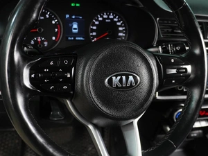 Седан Kia Rio 2018 года, 1499000 рублей, Воронеж