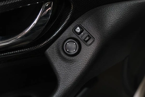 Внедорожник Nissan X-Trail 2015 года, 1699000 рублей, Новокузнецк