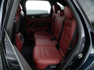 Внедорожник Porsche Cayenne S 2019 года, 8610900 рублей, Москва