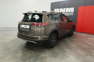 Внедорожник Toyota RAV4 2018 года, 2790000 рублей, Курск