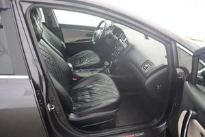 Хэтчбек Kia Ceed 2013 года, 995000 рублей, Орёл