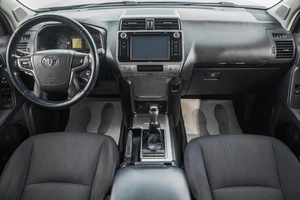 Внедорожник Toyota Land Cruiser Prado 2018 года, 4789000 рублей, Барнаул