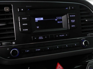 Седан Hyundai Elantra 2017 года, 1629000 рублей, Минеральные Воды