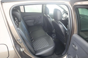 Хэтчбек Renault Sandero 2020 года, 1400000 рублей, Брянск