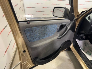 Внедорожник Chevrolet Niva 2004 года, 355000 рублей, Красноярск