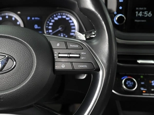 Седан Hyundai Sonata 2019 года, 2370000 рублей, Ставрополь