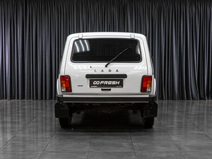 Внедорожник ВАЗ (LADA) 4x4 (Нива) 2018 года, 679000 рублей, Тюмень