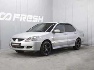 Седан Mitsubishi Lancer 2004 года, 570000 рублей, Омск