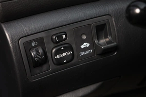 Седан Toyota Corolla 2006 года, 749000 рублей, Новосибирск