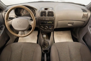 Седан Hyundai Accent 2005 года, 349000 рублей, Челябинск