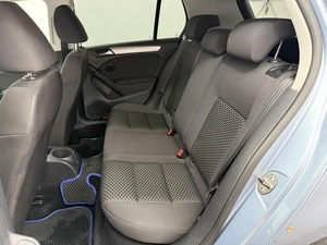 Хетчбэк Volkswagen Golf 2011 года, 673000 рублей, Орёл