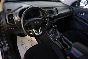 Внедорожник Kia Sportage 2012 года, 1419000 рублей, Омск