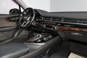 Внедорожник Audi Q7 2015 года, 3499000 рублей, Новосибирск
