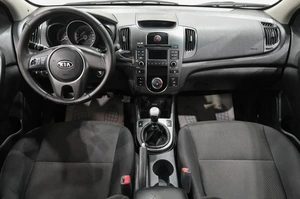 Седан Kia Cerato 2009 года, 549000 рублей, Новокузнецк