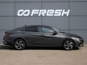 Седан Hyundai Elantra 2023 года, 2300000 рублей, Краснодар