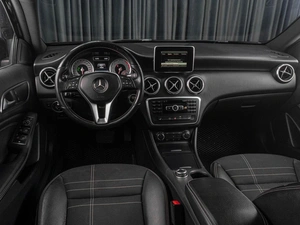 Хетчбэк Mercedes-benz A-класс 2014 года, 1529000 рублей, Тюмень