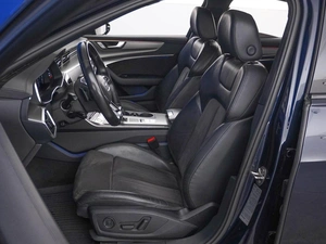 Седан Audi A6 2018 года, 3999785 рублей, Москва