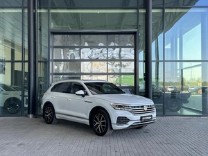 Внедорожник Volkswagen Touareg 2020 года, 5770000 рублей, Уфа