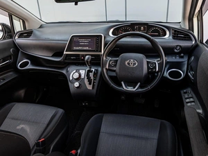 Минивэн Toyota Sienta 2021 года, 1798000 рублей, Краснодар