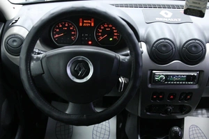 Седан Renault Logan 2011 года, 528000 рублей, Солонцы