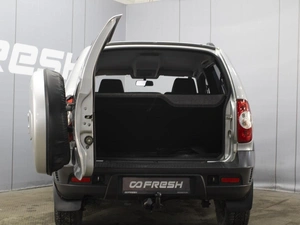 Внедорожник Chevrolet Niva 2015 года, 598000 рублей, Омск