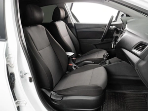 Седан Hyundai Solaris 2018 года, 1398000 рублей, Тюмень