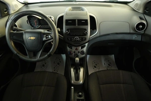 Седан Chevrolet Aveo 2012 года, 789000 рублей, Омск