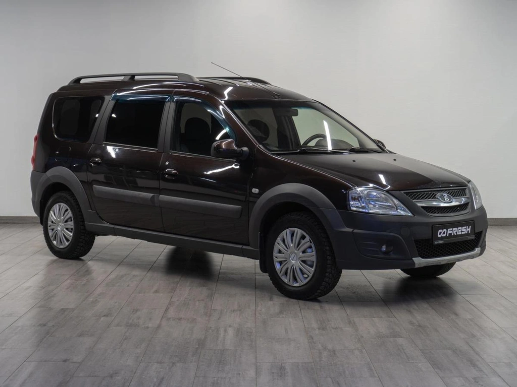 Универсал ВАЗ (LADA) Largus Cross 2018 года, 809000 рублей, Саратов
