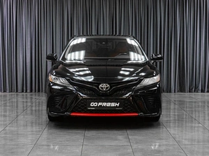 Седан Toyota Camry US Market 2018 года, 2869000 рублей, Тюмень