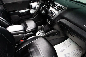 Хетчбэк Kia Rio 2013 года, 899000 рублей, Сургут
