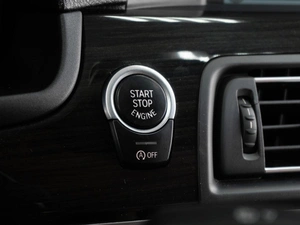 Седан BMW 5 серия 2012 года, 1969000 рублей, Тюмень