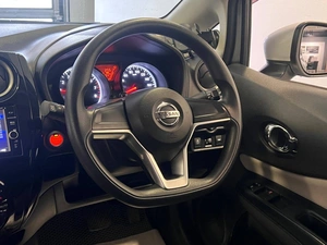 Хетчбэк Nissan Note 2017 года, 1029000 рублей, Красноярск