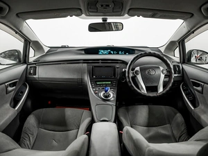 Лифтбек Toyota Prius 2009 года, 1050000 рублей, Красноярск