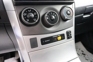 Седан Toyota Corolla 2013 года, 1089000 рублей, Красноярск