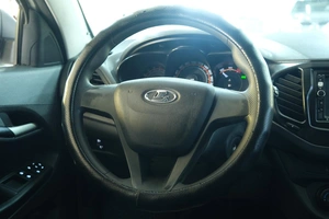 Седан ВАЗ (LADA) Vesta 2017 года, 559000 рублей, Омск