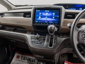 Минивэн Honda Freed+ 2021 года, 1840000 рублей, Красноярск