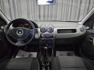 Хетчбэк Renault Sandero 2010 года, 445000 рублей, Красноярск